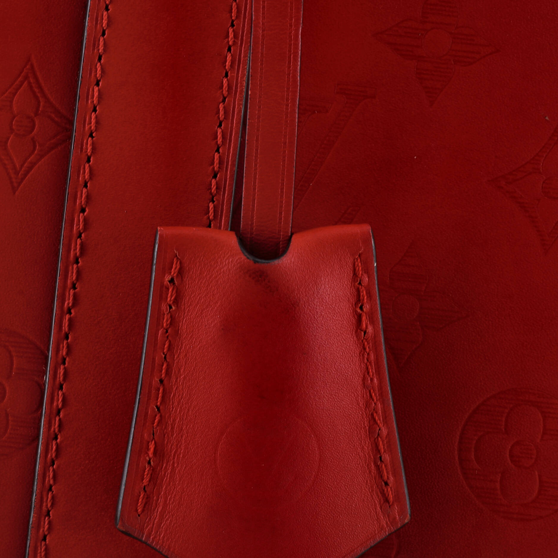Louis Vuitton Very Tote Leather Mm