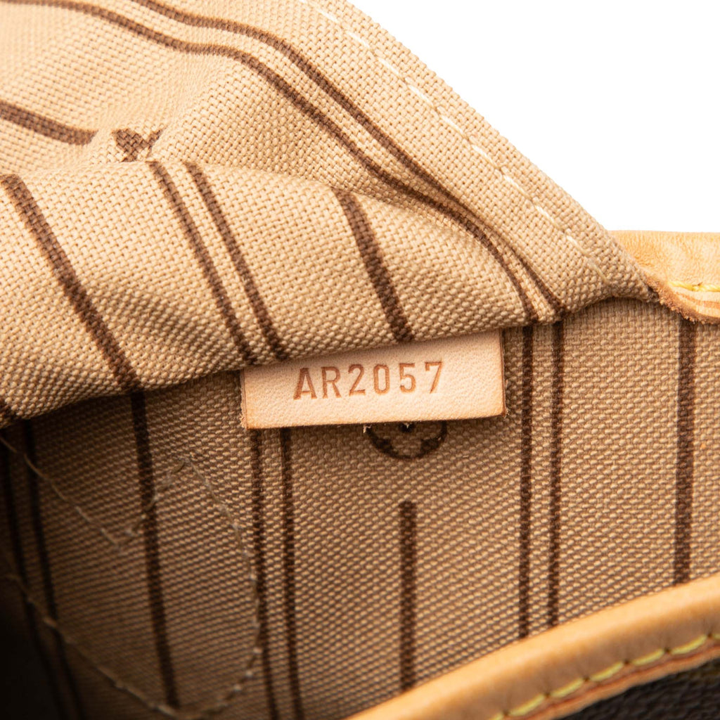 Louis Vuitton Neverfull Tote Canvas Mm