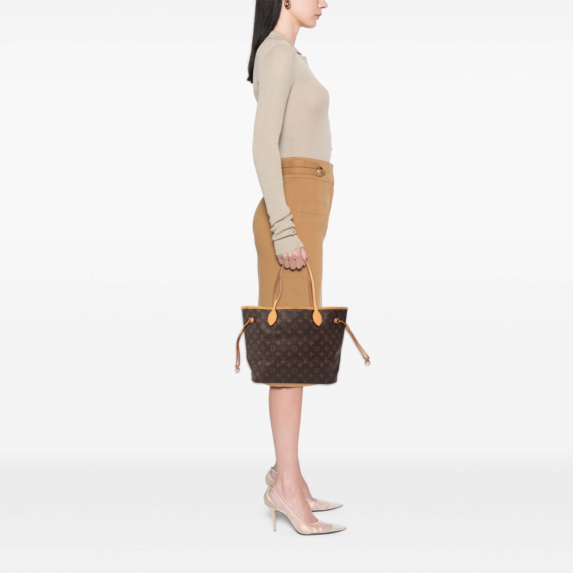 Louis Vuitton Neverfull Tote Canvas Mm