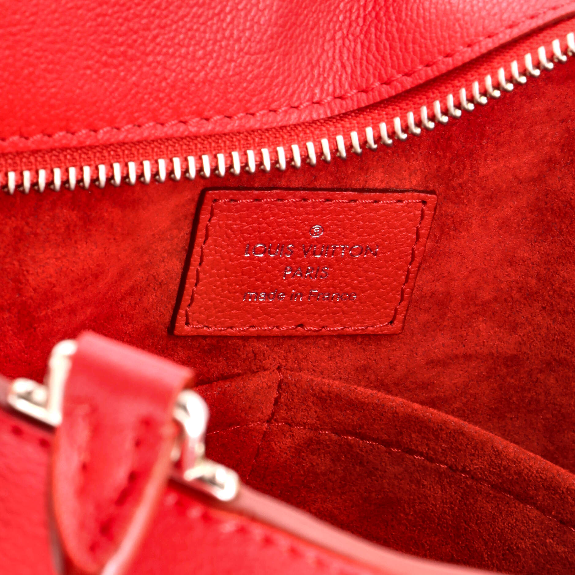 Louis Vuitton Very Zipped Tote Leather