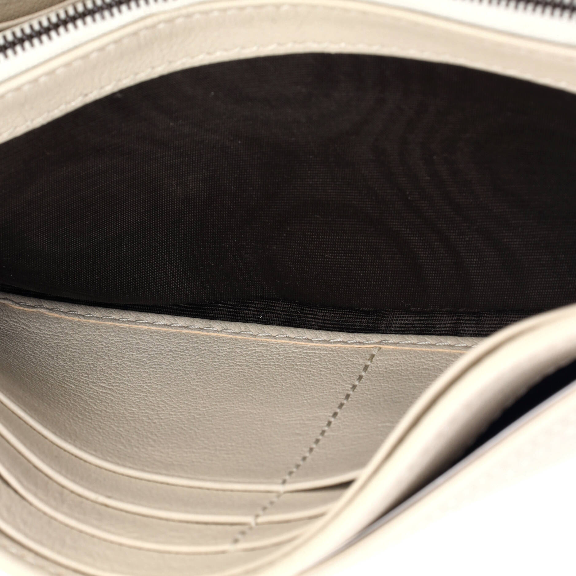 Gucci Diana Wallet On Chain Leather