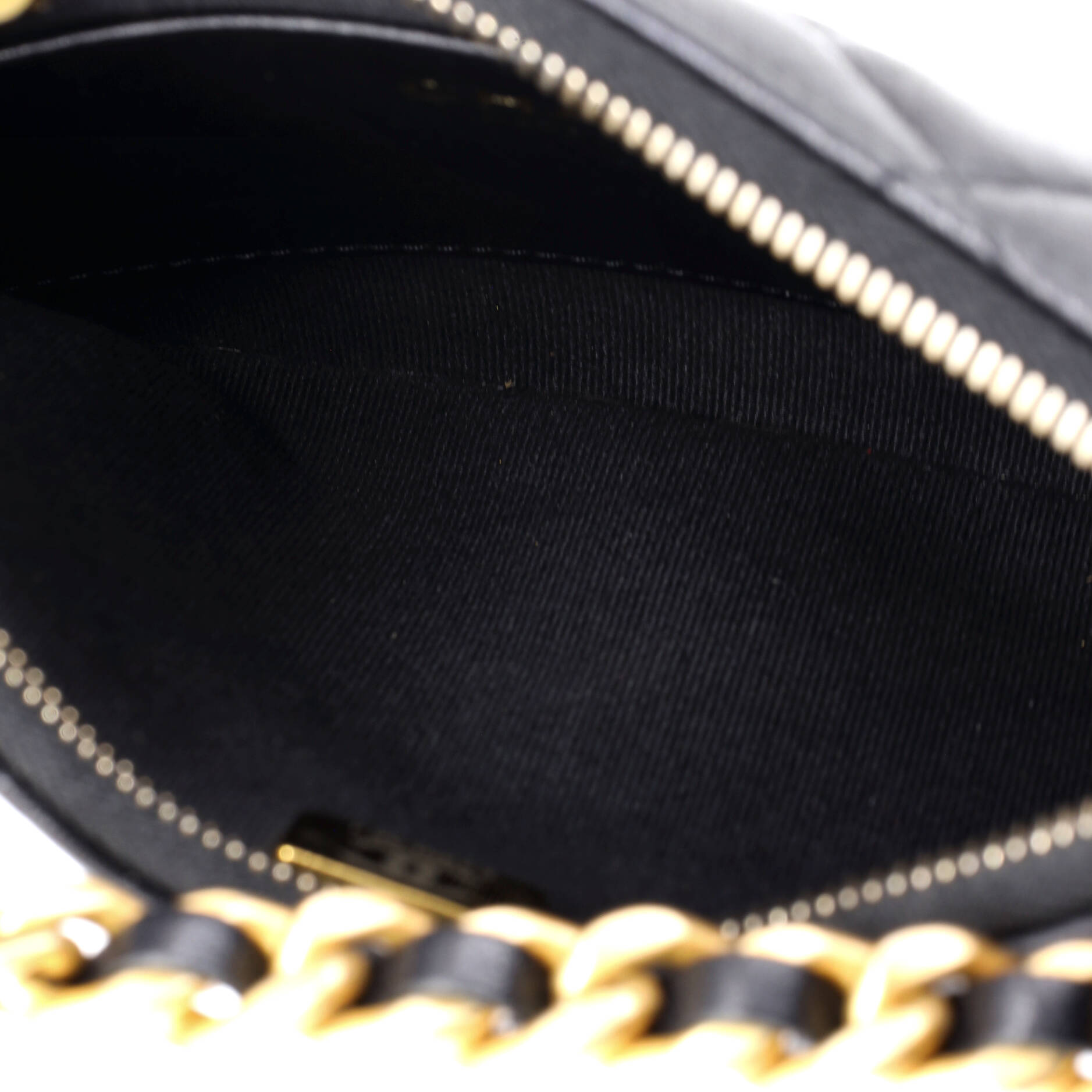 Chanel Cc Chain Around Hobo Quilted